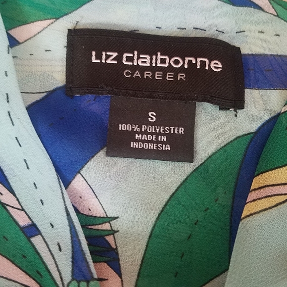 NWOT Liz Claiborne Sleeveless Blouse Multi Print - Picture 3 of 3